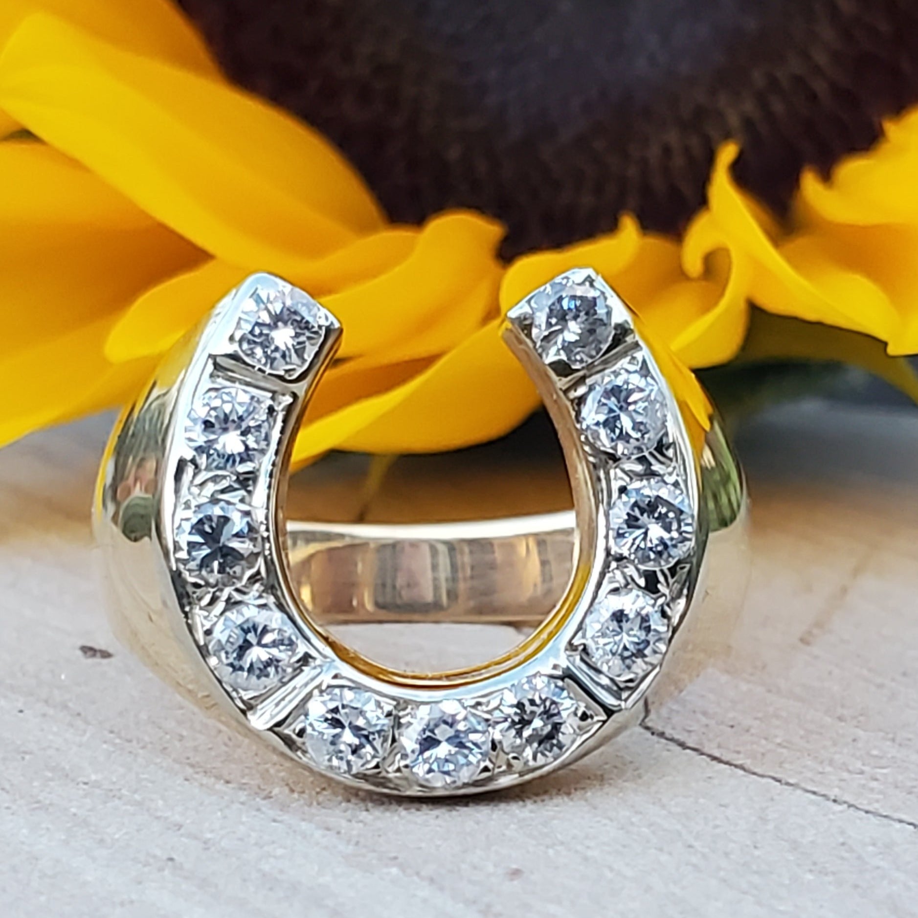 14k Yellow Gold 1 CTW Diamond Horse Shoe Ring   DGR-23280