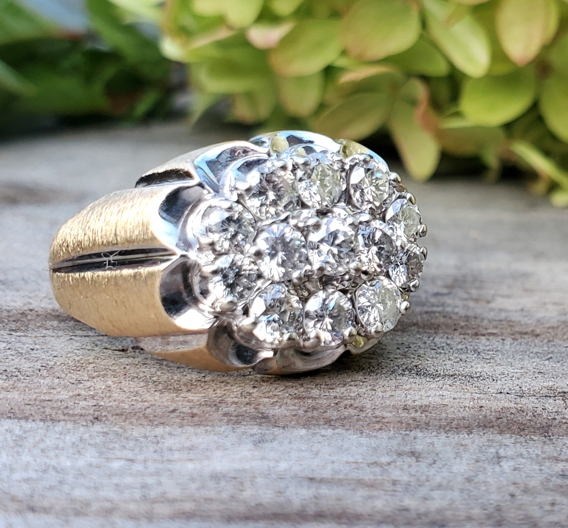 14k Yellow Gold Diamond Oval Shaped Cluster Ring DGR-23304