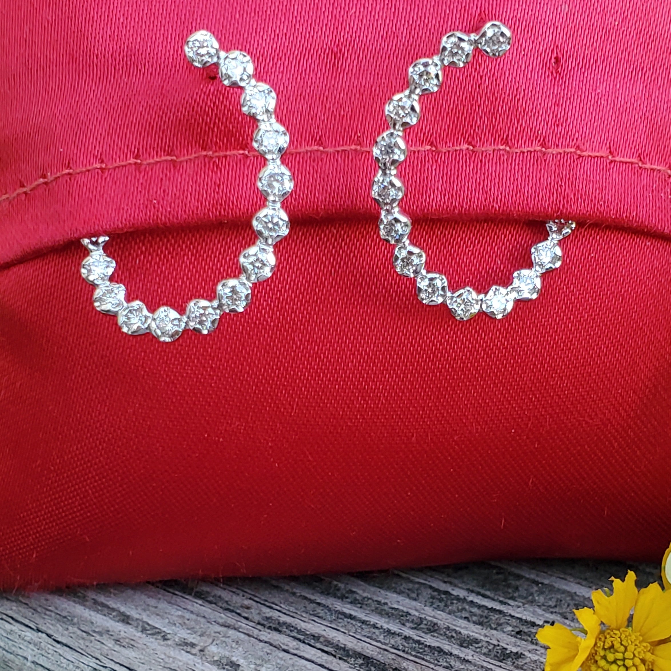 14K White Gold Diamond Front Back Hoop Earrings  DER-26046