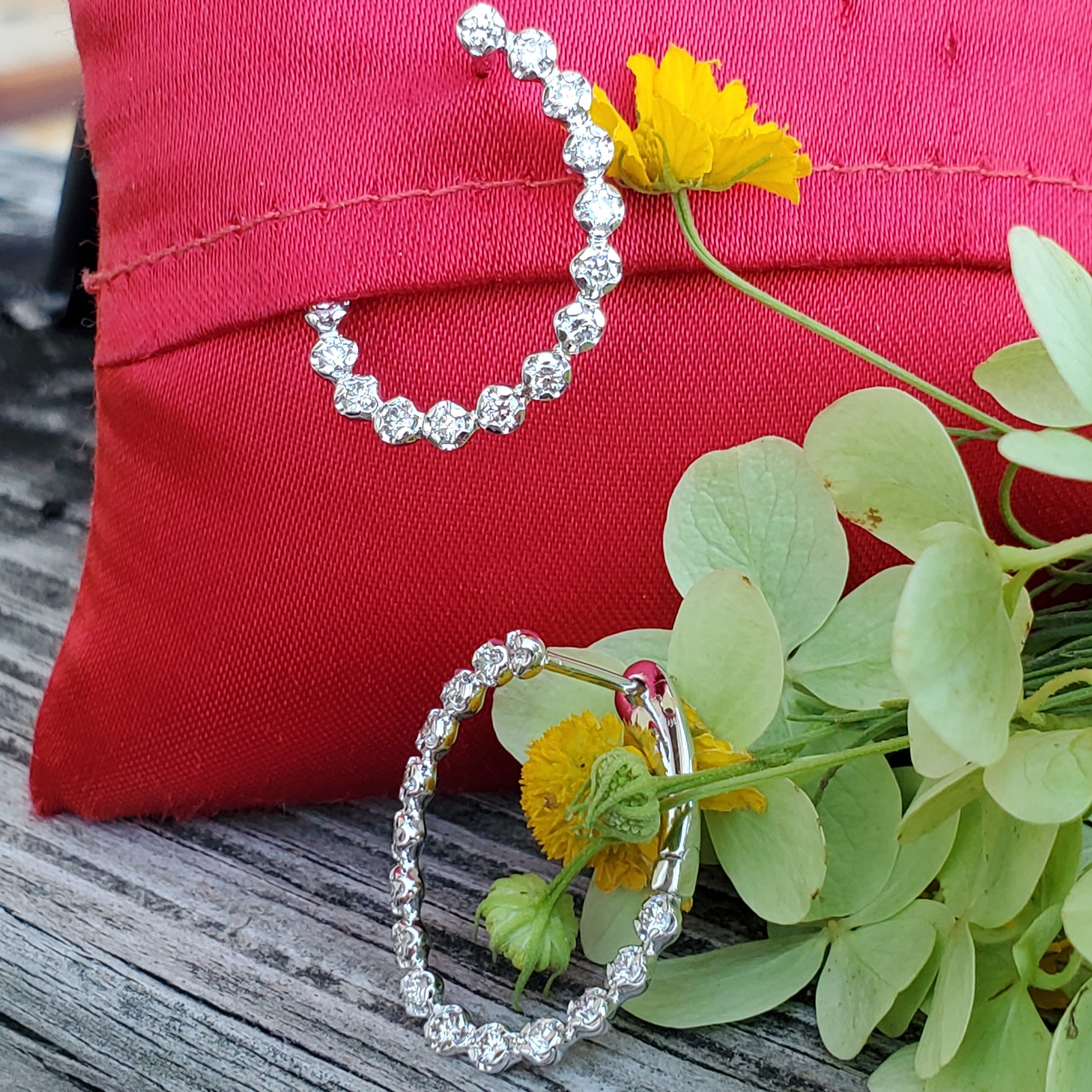 14K White Gold Diamond Front Back Hoop Earrings  DER-26046