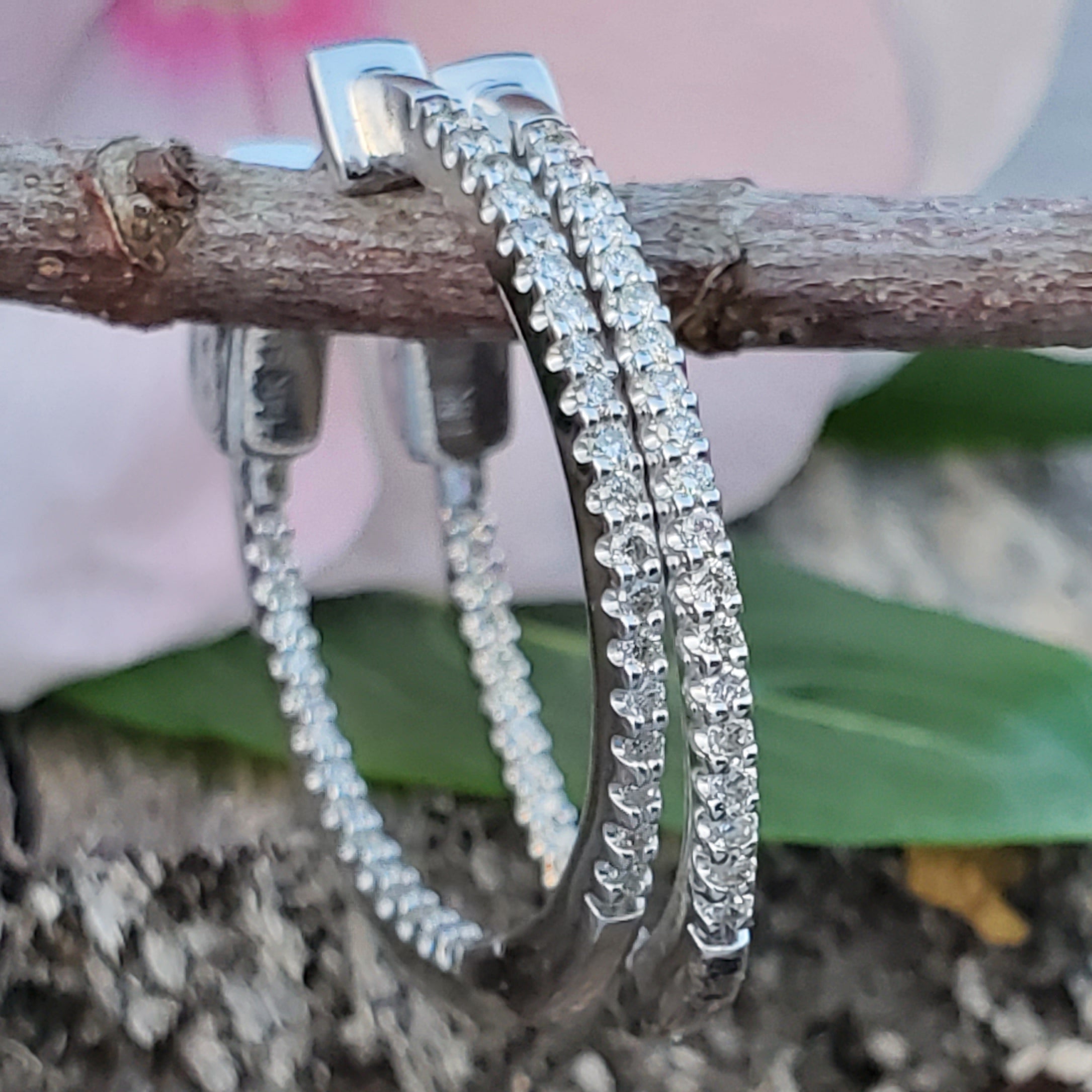 14K White Gold 1CTW Diamond Hoop Earrings DER-25995