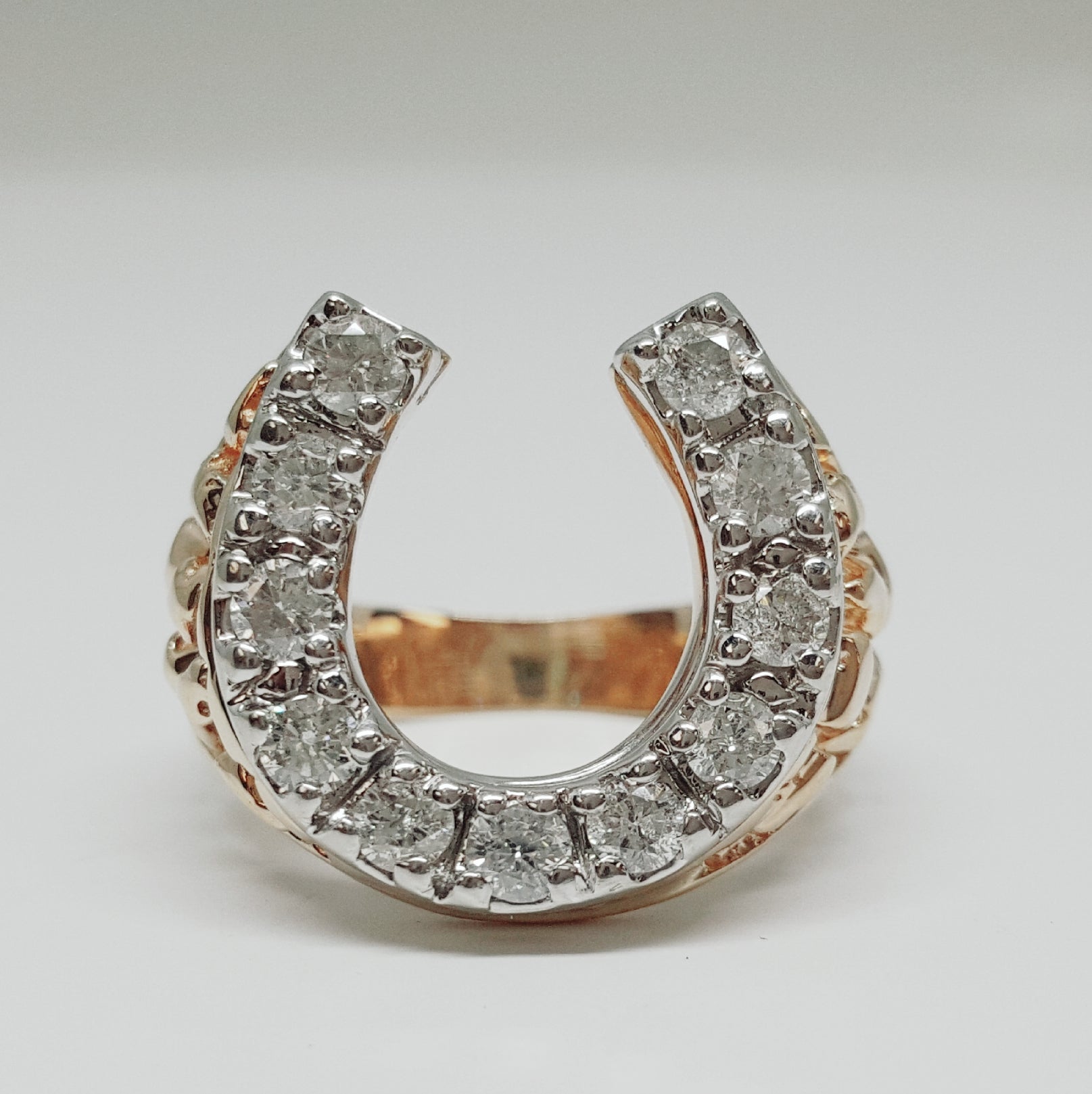 10K Yellow Gold 1 CTW Diamond Nugget Horse Shoe Ring   DGR-23290