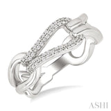 1/10 Ctw Round Cut Diamond Bold Knot Link Fashion Ring in Sterling Silver