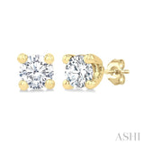 1/10 Ctw Round Cut Diamond Stud Earrings in 14K Yellow Gold