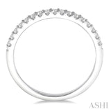 1/4 Ctw Round Cut Diamond Wedding Band in 14K White Gold