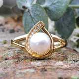 10k Yellow Gold Cultured Pearl & Diamond Ring  DCR-24705