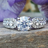 14K White Gold Round Diamond Engagement Ring DSR-23817