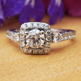14k White Gold Round Diamond Ring DSR-23612