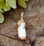 14k Yellow Gold Tennessee Freshwater Pearl Pendant DEJ-24743