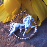 14K & Sterling Silver Rope Circle with Walking Horse GPD-20028