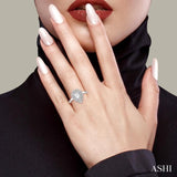 3/4 Ctw Round Cut Diamond Twin Border 1/2 Ct Pear Cut Center Stone Ladies Engagement Ring in 14K White Gold