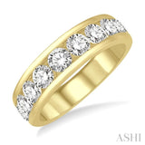 2.00 ctw Channel Set 11 Stone Round Cut Diamond Wedding Band in 14K Yellow Gold