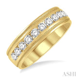 1.00 ctw Parallel Milgrain & Niched Center Round Cut Diamond Men's Wedding Band in 14K Yellow Gold