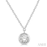 1/5 Ctw Round Cut Diamond Pendant With Chain in 14K White Gold