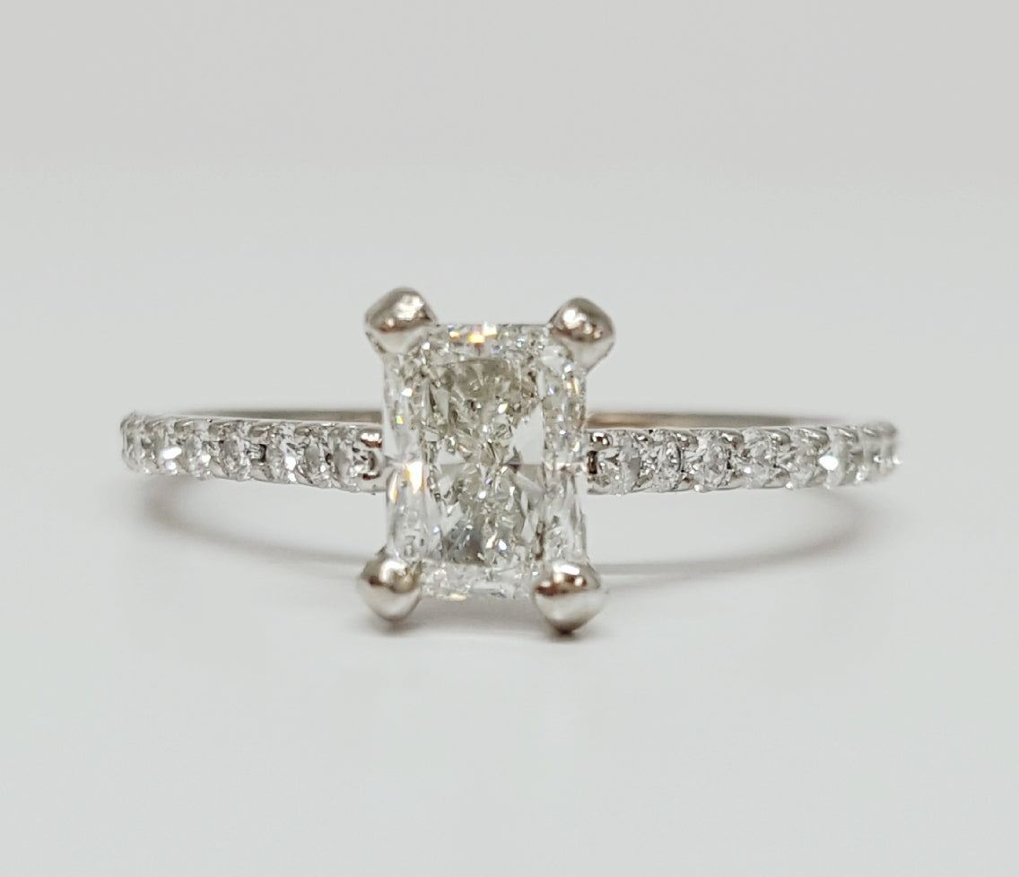 14k White Gold 1.15 CTW Radiant Diamond Engagement Ring DSR-23681
