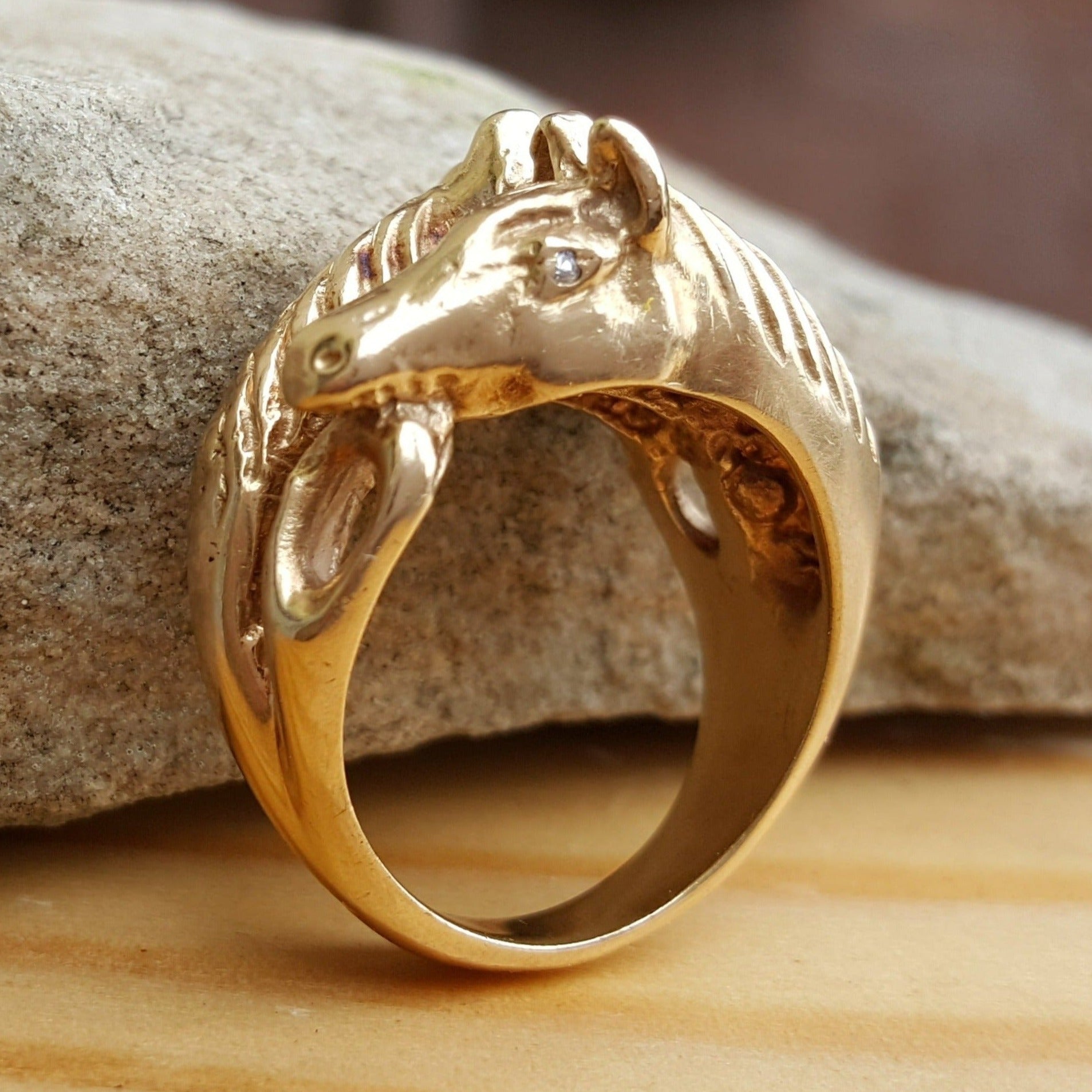 Horse Ring Gold