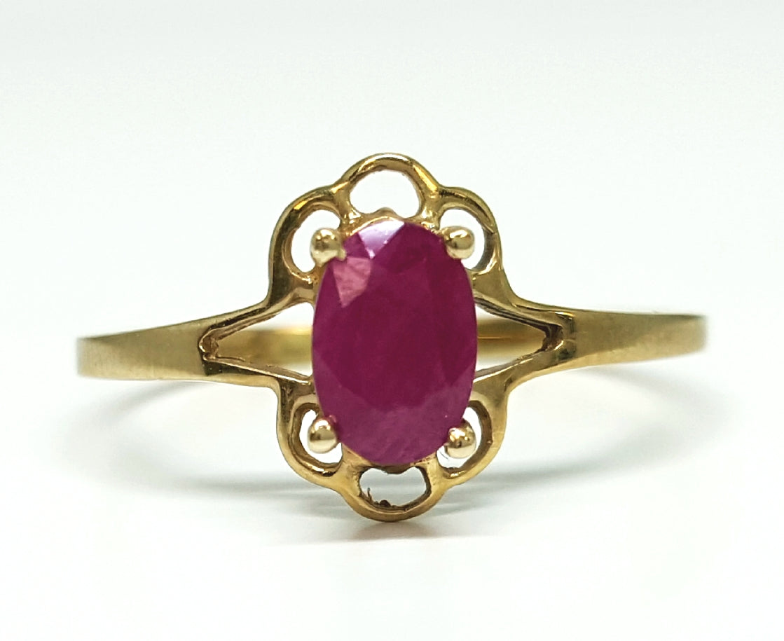 10k Yellow Gold Oval Ruby Ring GCR-20082