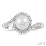 Pearl & Diamond Ring